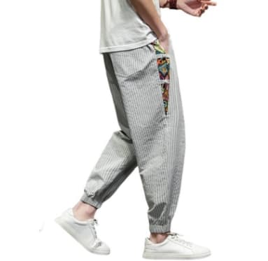 Loose And Breathable Striped Casual Cropped Trousers view 3