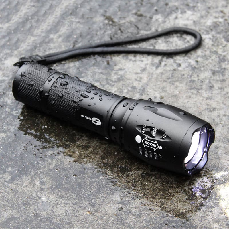 Aluminum Alloy Strong Light Flashlight 18650 Super Bright Outdoor Lighting T6 Flashlight view 5