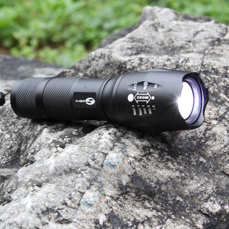 Aluminum Alloy Strong Light Flashlight 18650 Super Bright Outdoor Lighting T6 Flashlight view 6