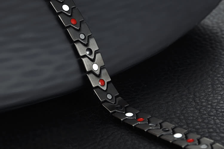 Heart-shaped magnet titanium steel bracelet view 5