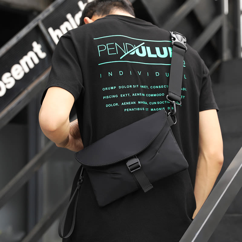 Outdoor sports chest bag view 4