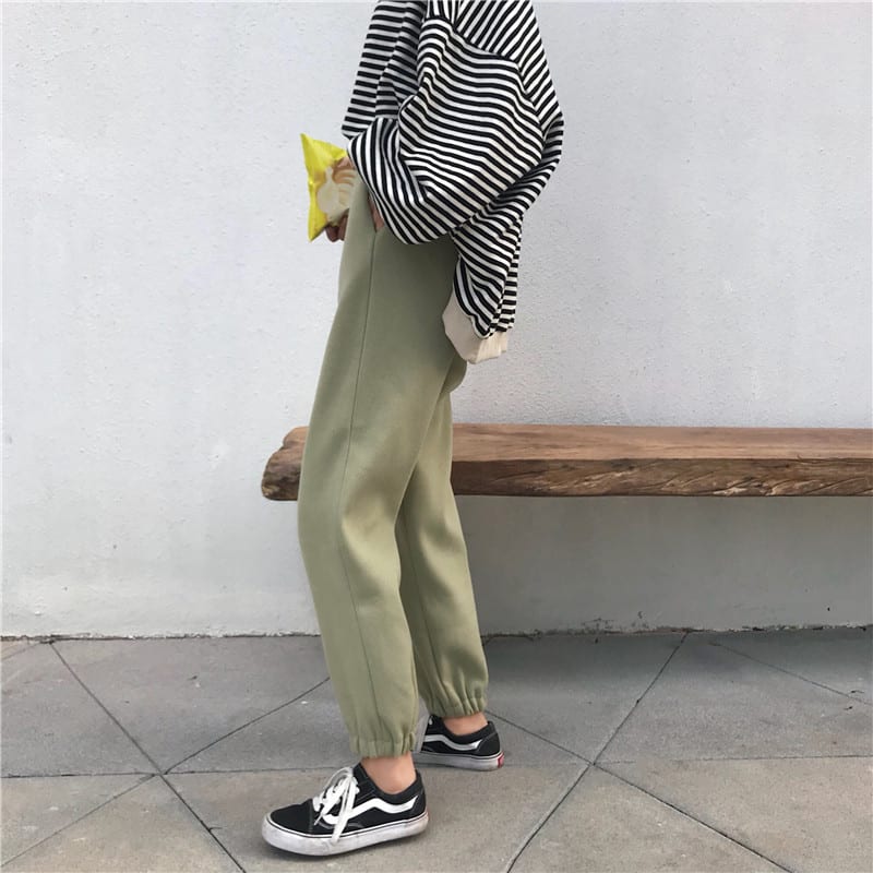 Women's wear students baggy Harlan slacks view 3