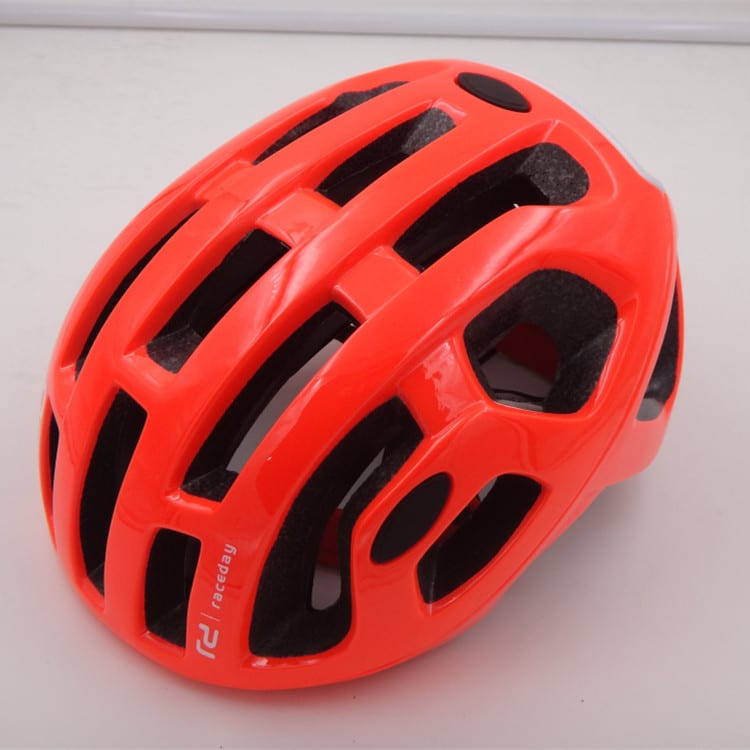 Bicycle helmet view 3