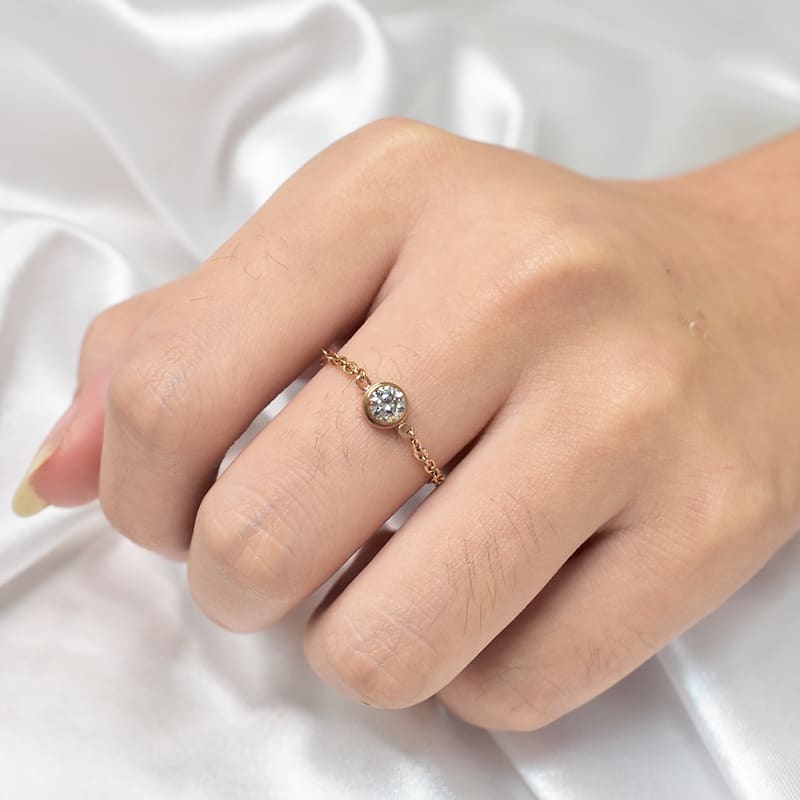 Tide-Plated 18k Rose Gold Titanium Steel Index Finger Ring Thin Chain view 3