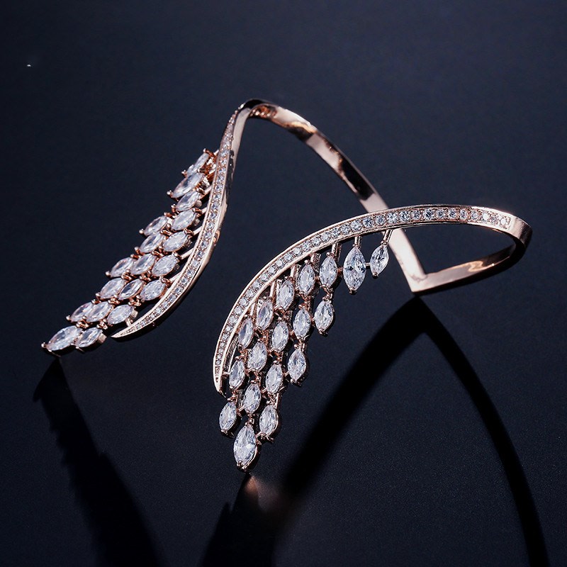 Angel wings ladies bracelet view 2