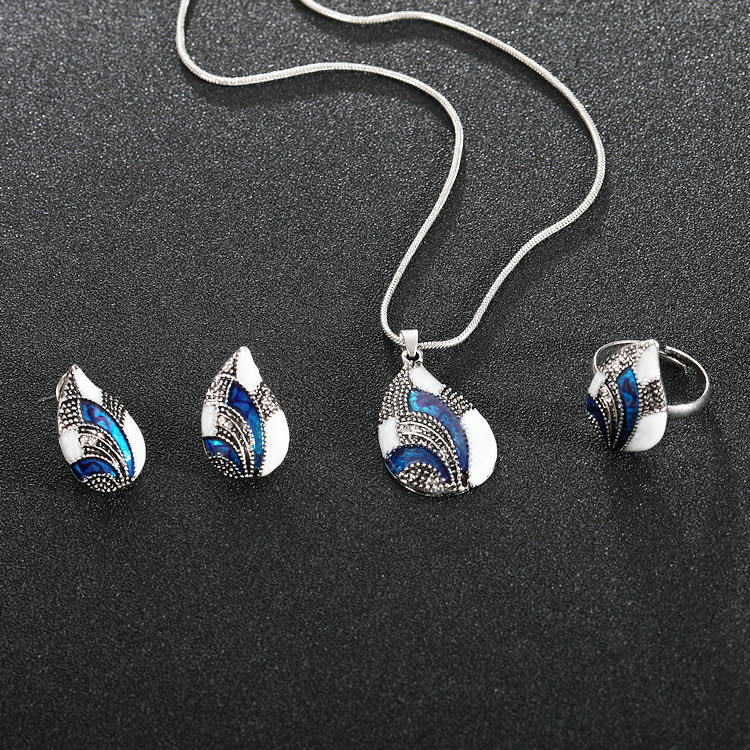 Water Drop Jewelry Set view 2