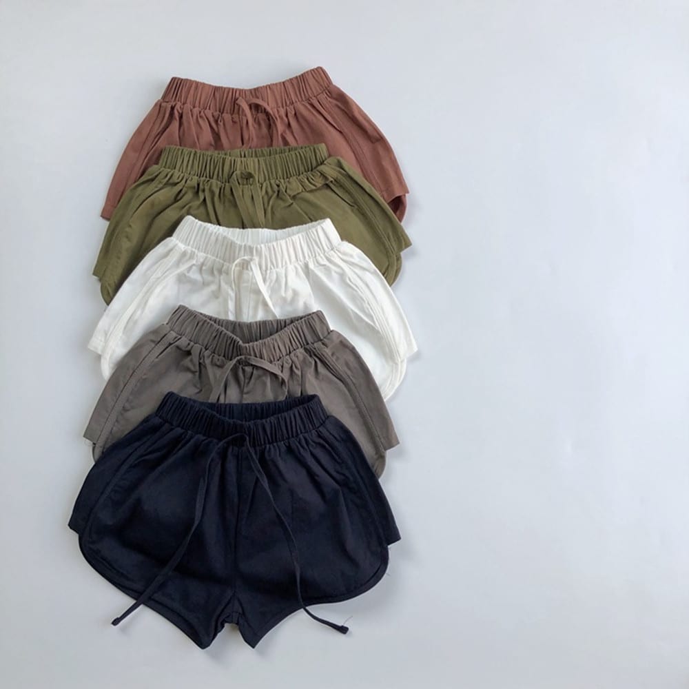 Children's Solid Color Waist Belt Casual Shorts view 5