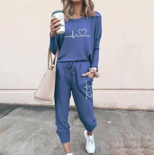 Women's Long Sleeve Suit Fashion Pullover Top And Pockets Drawstring Long Pants Solid Color Casual Sports Trouser Suit Clothing view 4