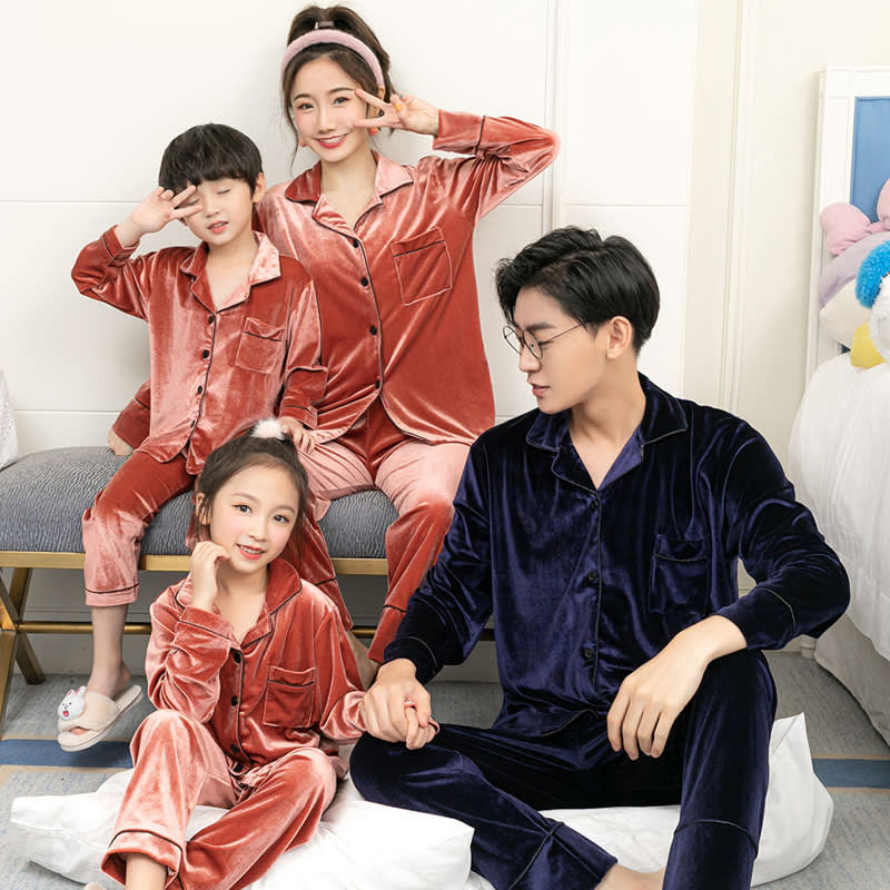 Gold Velvet Simple Solid Color Large Size Parent-child Pajamas view 4