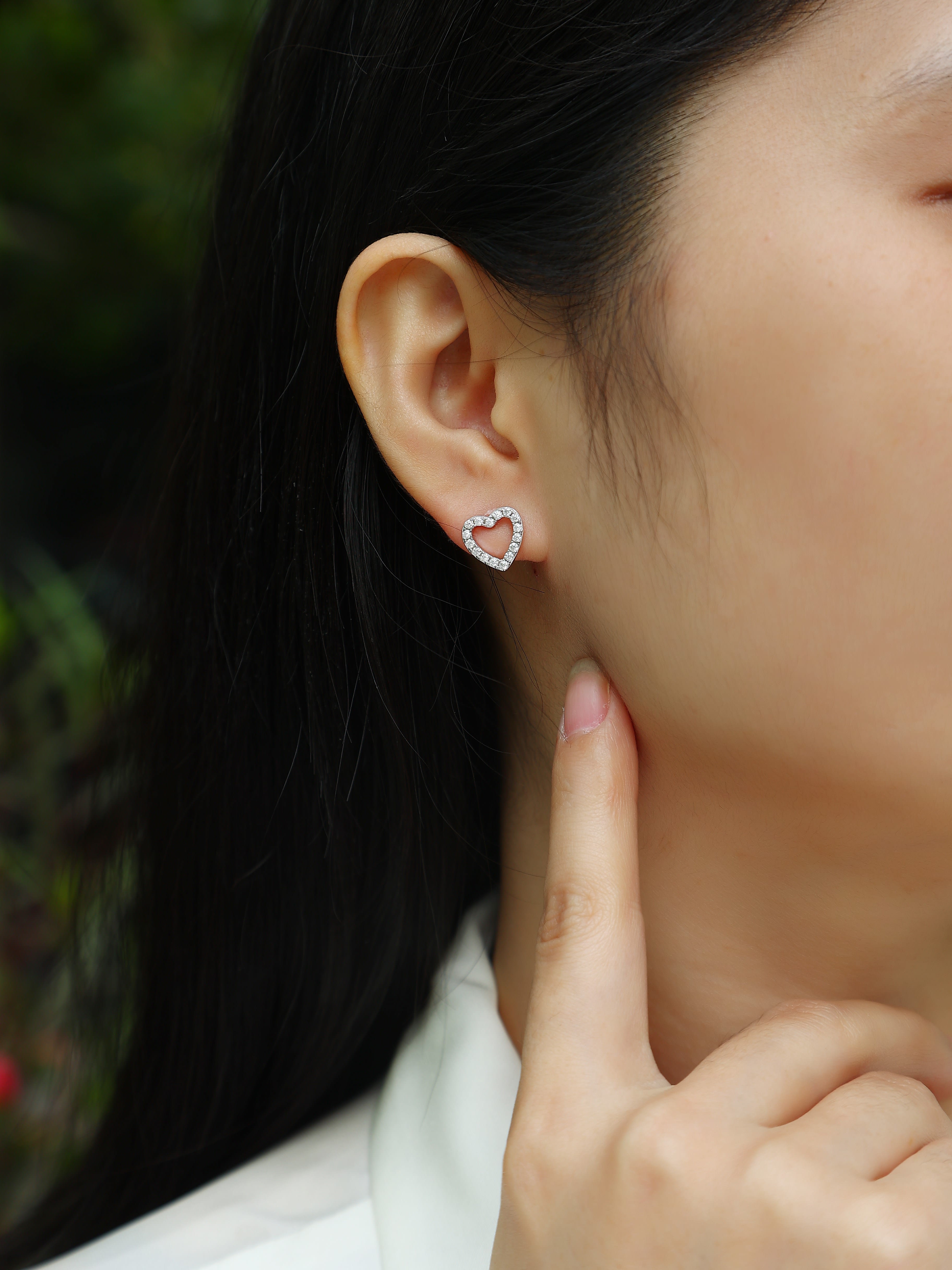 1From The Heart - Fashionable, Trendy And Affordable Jewelry With Moissanite S925 Sterling Silver And Platinum-plated Stud Earrings Prohibit TikTok sales view 5