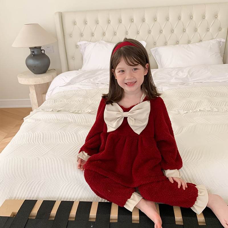Coral Velvet Princess Little Girl Home Service Two-piece Suit view 3