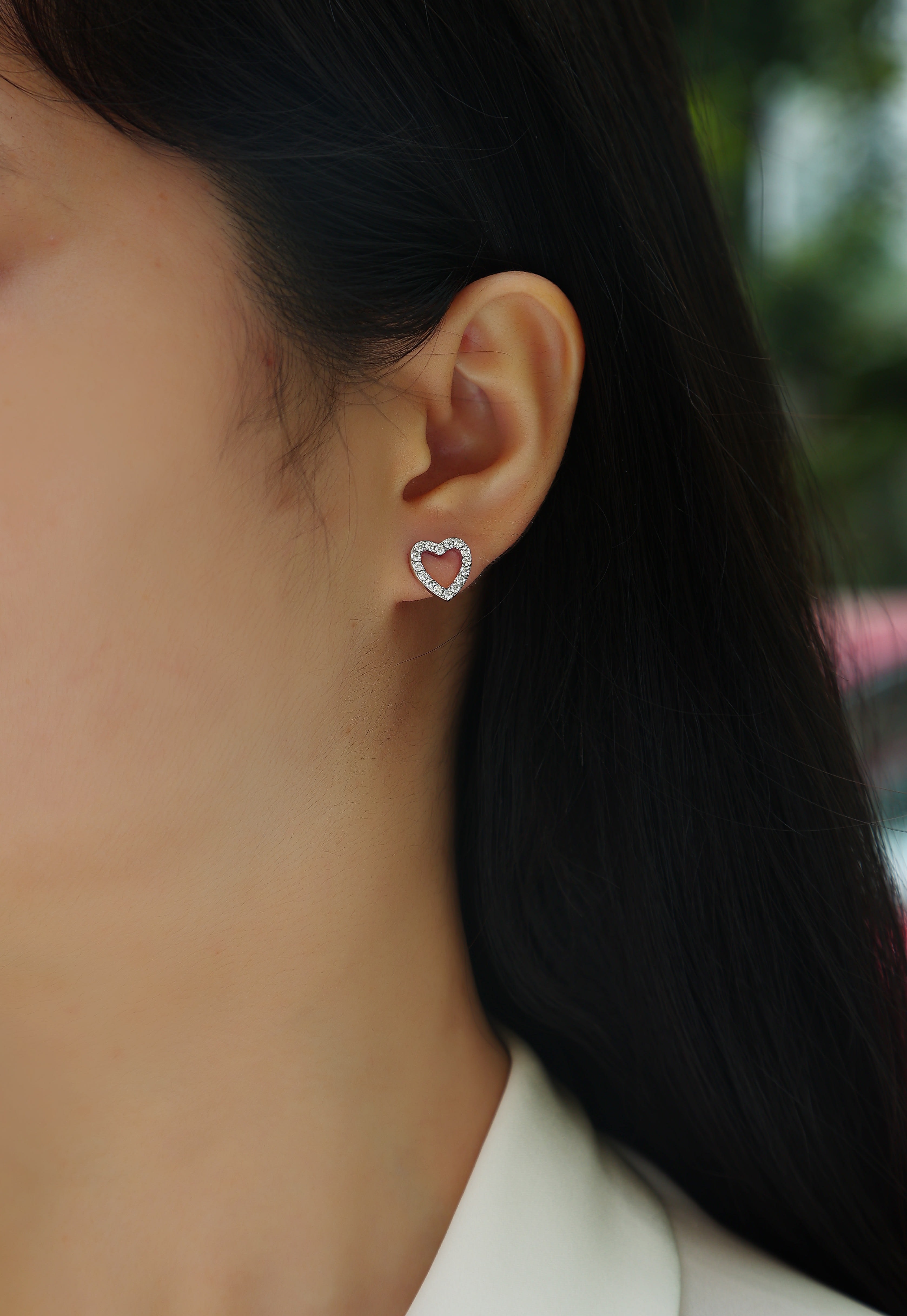 1From The Heart - Fashionable, Trendy And Affordable Jewelry With Moissanite S925 Sterling Silver And Platinum-plated Stud Earrings Prohibit TikTok sales view 1