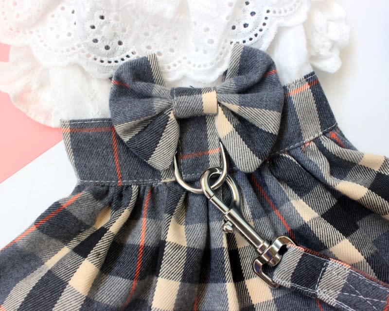Dog Thin Skirt With Drawstring Chest Back