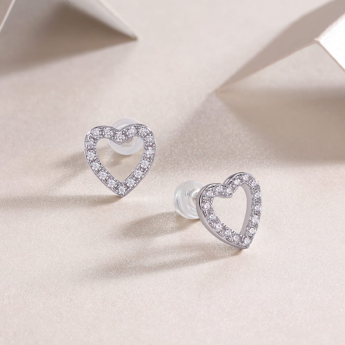 1From The Heart - Fashionable, Trendy And Affordable Jewelry With Moissanite S925 Sterling Silver And Platinum-plated Stud Earrings Prohibit TikTok sales view 3