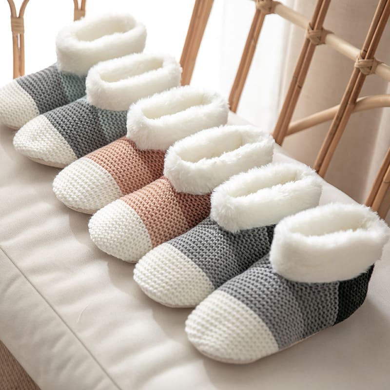 Women's Color-matching Knitted Plush Floor Socks Home Indoor Warm Non-slip Carpet Socks Winter Fashion view 4