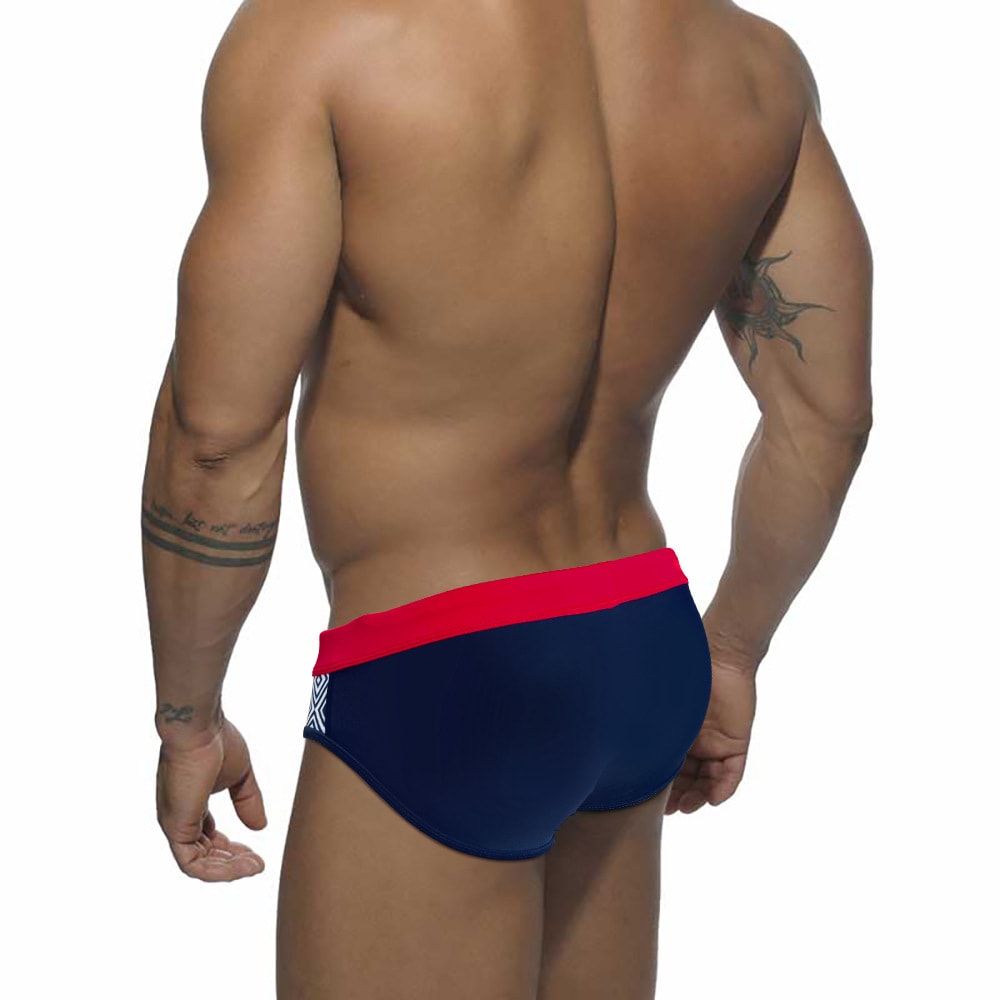 Triangular Anti-embarrassment Swimming Trunks Men's Cup Three-dimensional view 2