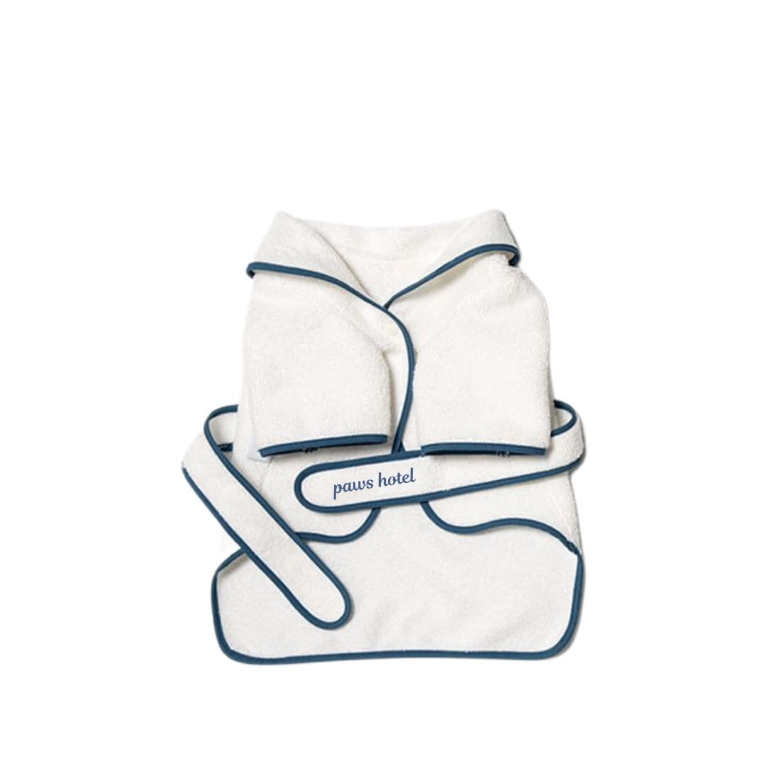 Hotel Pet Bath Towel Bathrobe Photo Props view 2