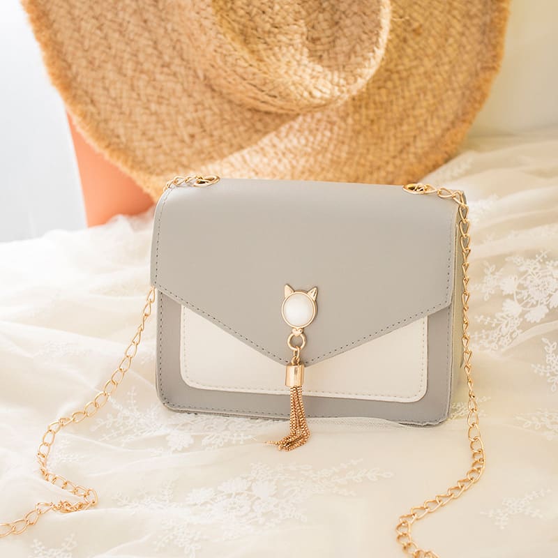Small Messenger Bag New Sweet And Cute Cat Tassel Decoration Chain One Shoulder Small Square Bag Casual Messenger Bag view 2