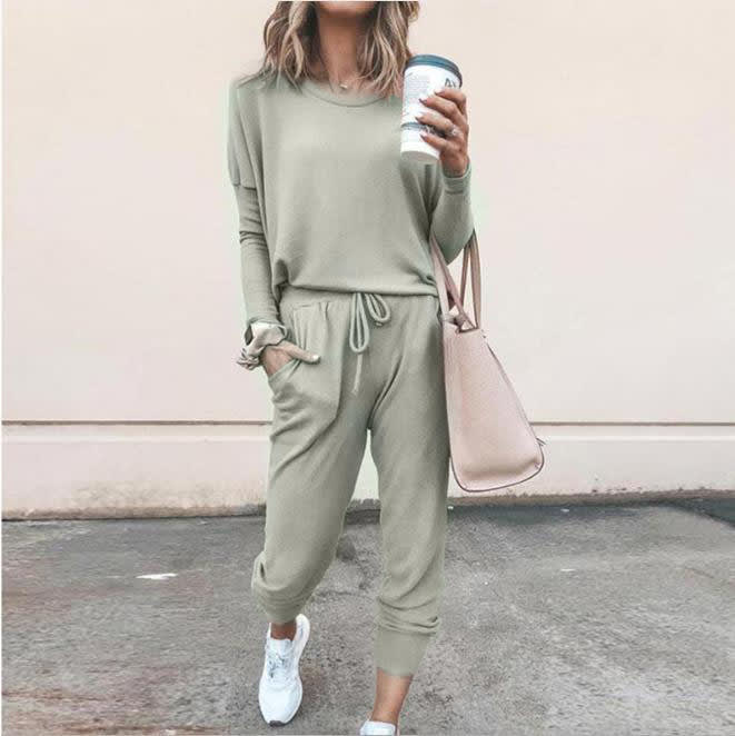 Women's Long Sleeve Suit Fashion Pullover Top And Pockets Drawstring Long Pants Solid Color Casual Sports Trouser Suit Clothing view 3