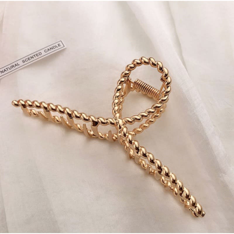 Blond Hair Clip Shark Hair Clip Large Bath Hair Clip view 6