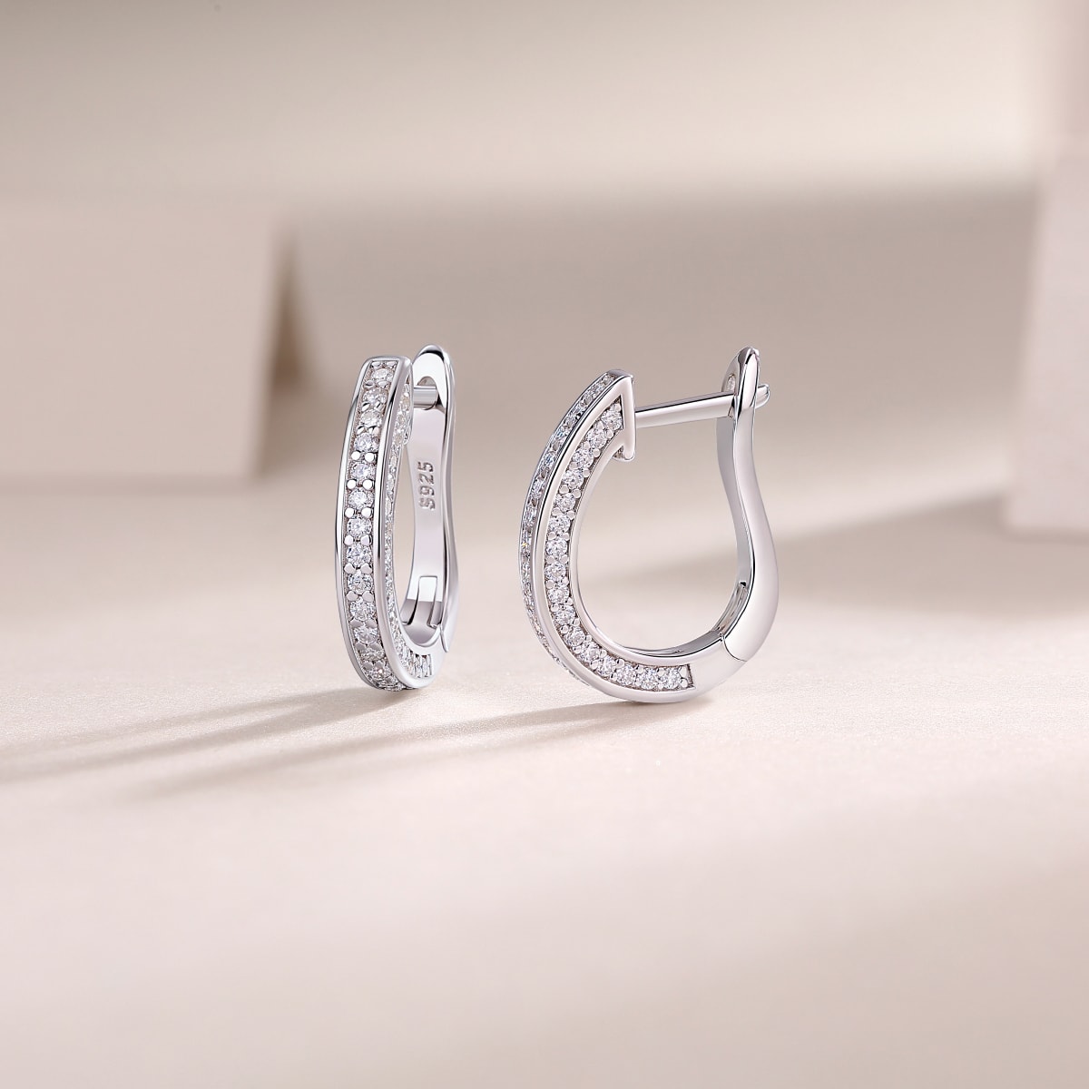 1Highlight - S925 Moissanite Sterling Silver Earrings With Platinum-plated Stud Earrings, Fashionable, Trendy And Affordable Diamond Jewelry Prohibit Tk Sales view 2