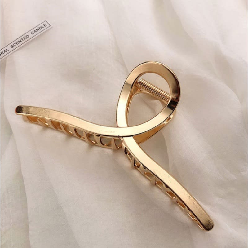 Blond Hair Clip Shark Hair Clip Large Bath Hair Clip view 7