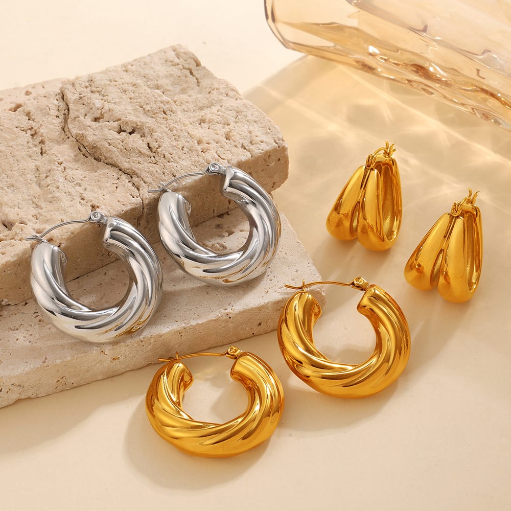 Personalized Minimalist Irregular Earrings, Stylish And Versatile Round U-shaped High-end Women's Earrings. view 8