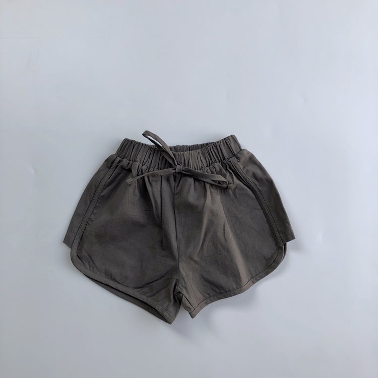 Children's Solid Color Waist Belt Casual Shorts view 3