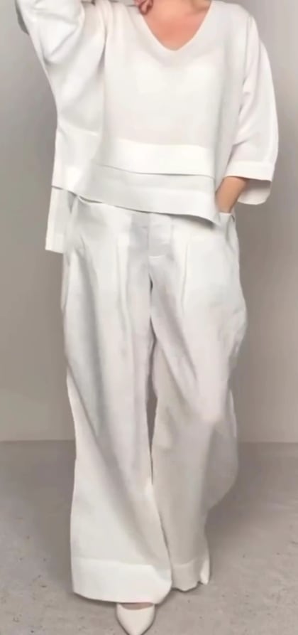 Solid Color Round Neck Long Sleeve Casual Top Straight-leg Pants Two-piece Set view 5