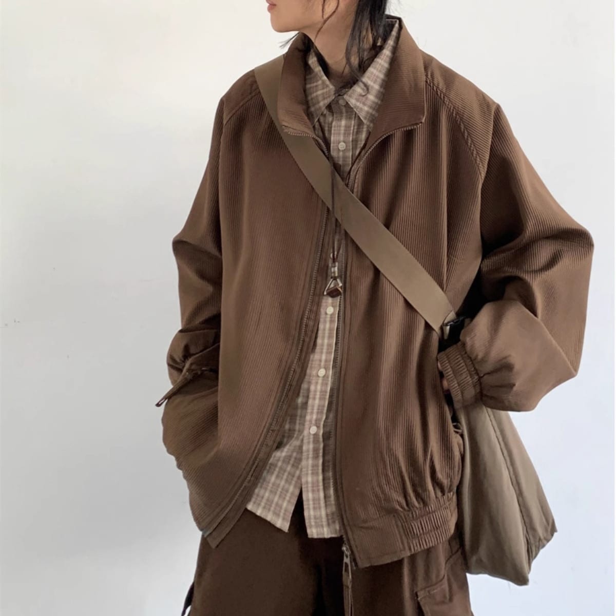 Japanese-style Retro Loose Lapel Raglan Sleeve Zipper Jacket view 13