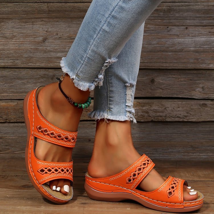 New One-word Slippers For Women Spring New Muffin Platform Slippers view 15