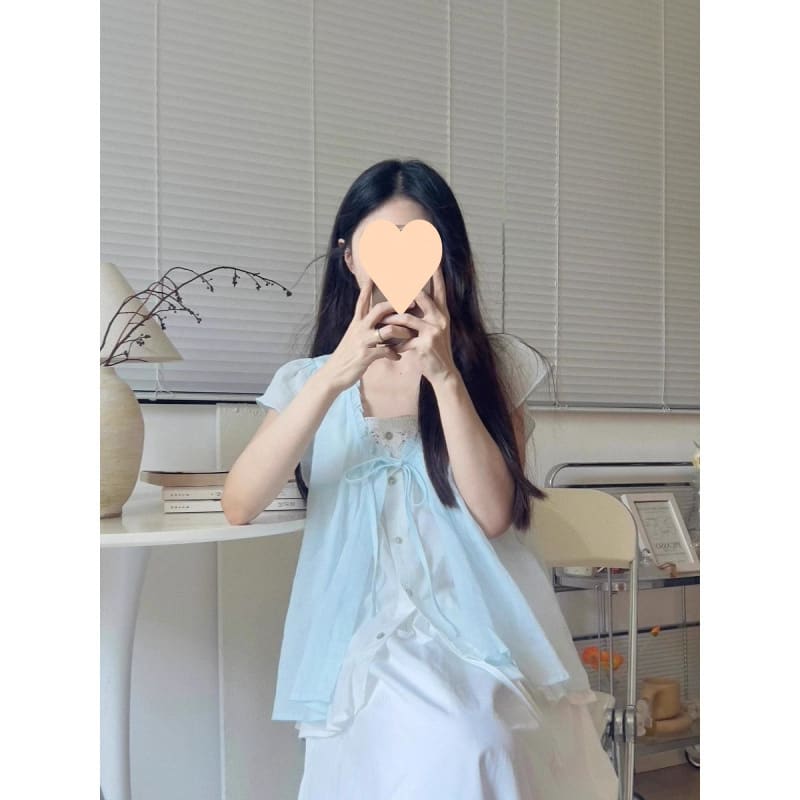 Lace Edge Stitching Fake Two-piece Top view 4