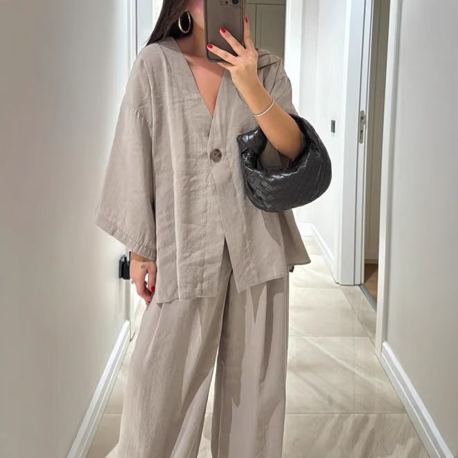 New Fashion Loose-fitting Women's V-neck Top And Wide Leg Pants Casual Suit view 12