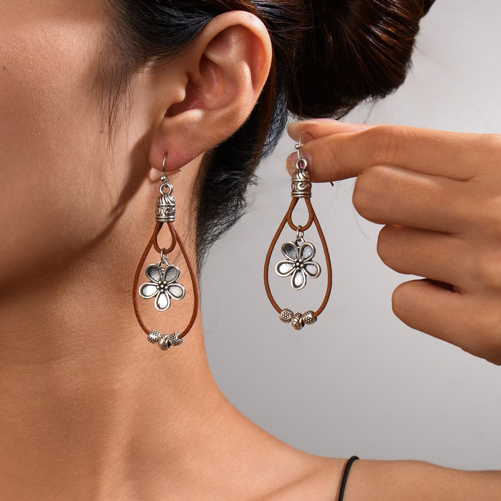 Vintage Earrings Ethnic Style Antique Silver Flower Turquoise Rope Pendant Women's Jewelry view 8