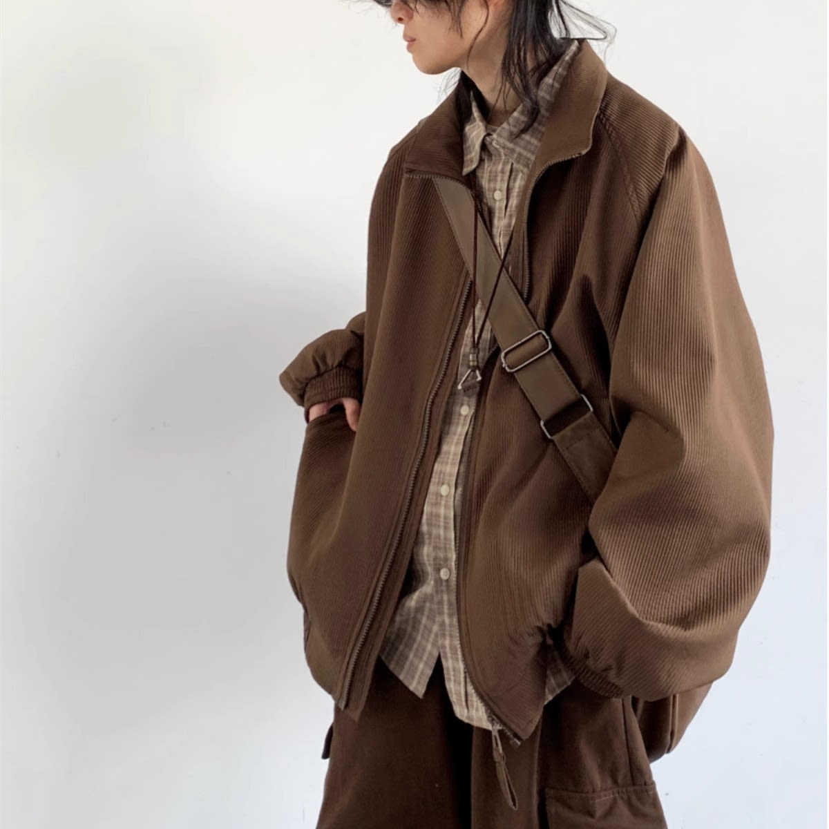 Japanese-style Retro Loose Lapel Raglan Sleeve Zipper Jacket view 11