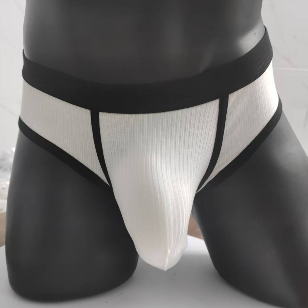 Men's Triangle Breathable U-shaped Big Bag Underwear view 10