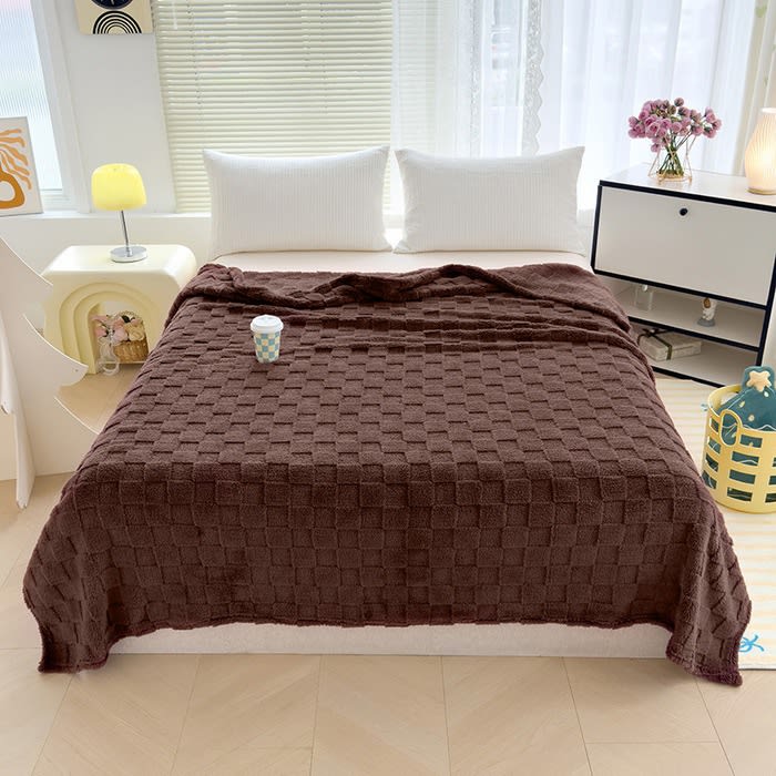 Class A Milk Fiber Four Seasons Blanket Office Nap Blanket view 8