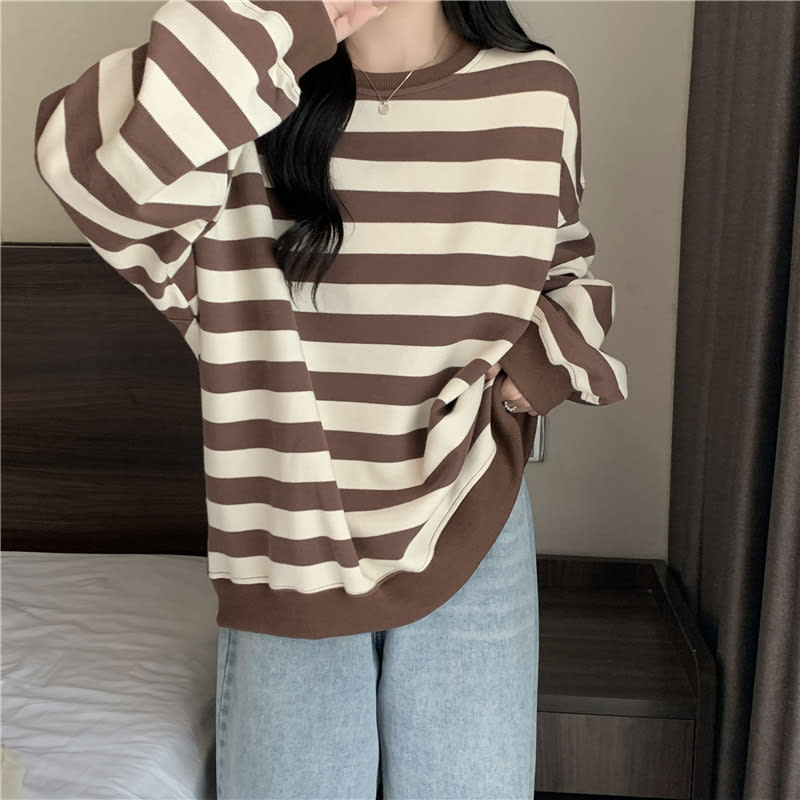 Retro Printed Crew Neck Sweatshirt Women view 13