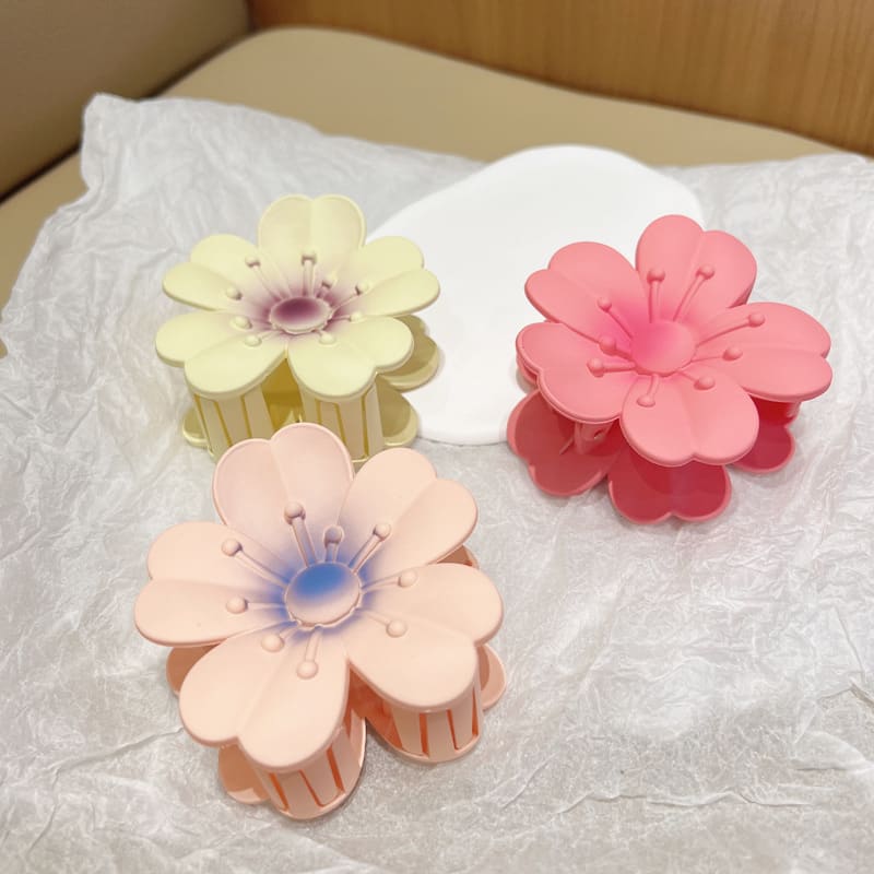 Frosted Large Egg Flower Barrettes Women view 8