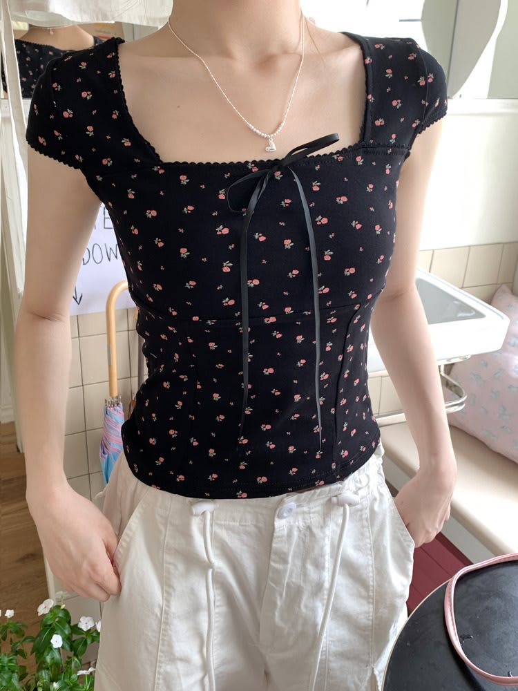 Women's Summer Slim Fit Niche Chic Square Collar Short Sleeve T-shirt Top view 27