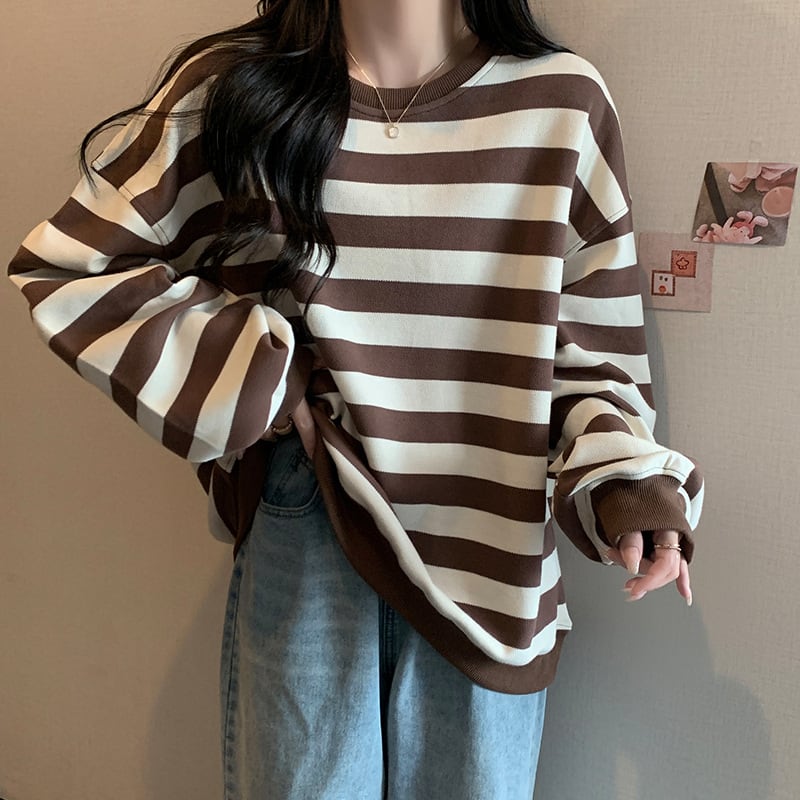 Retro Printed Crew Neck Sweatshirt Women view 6