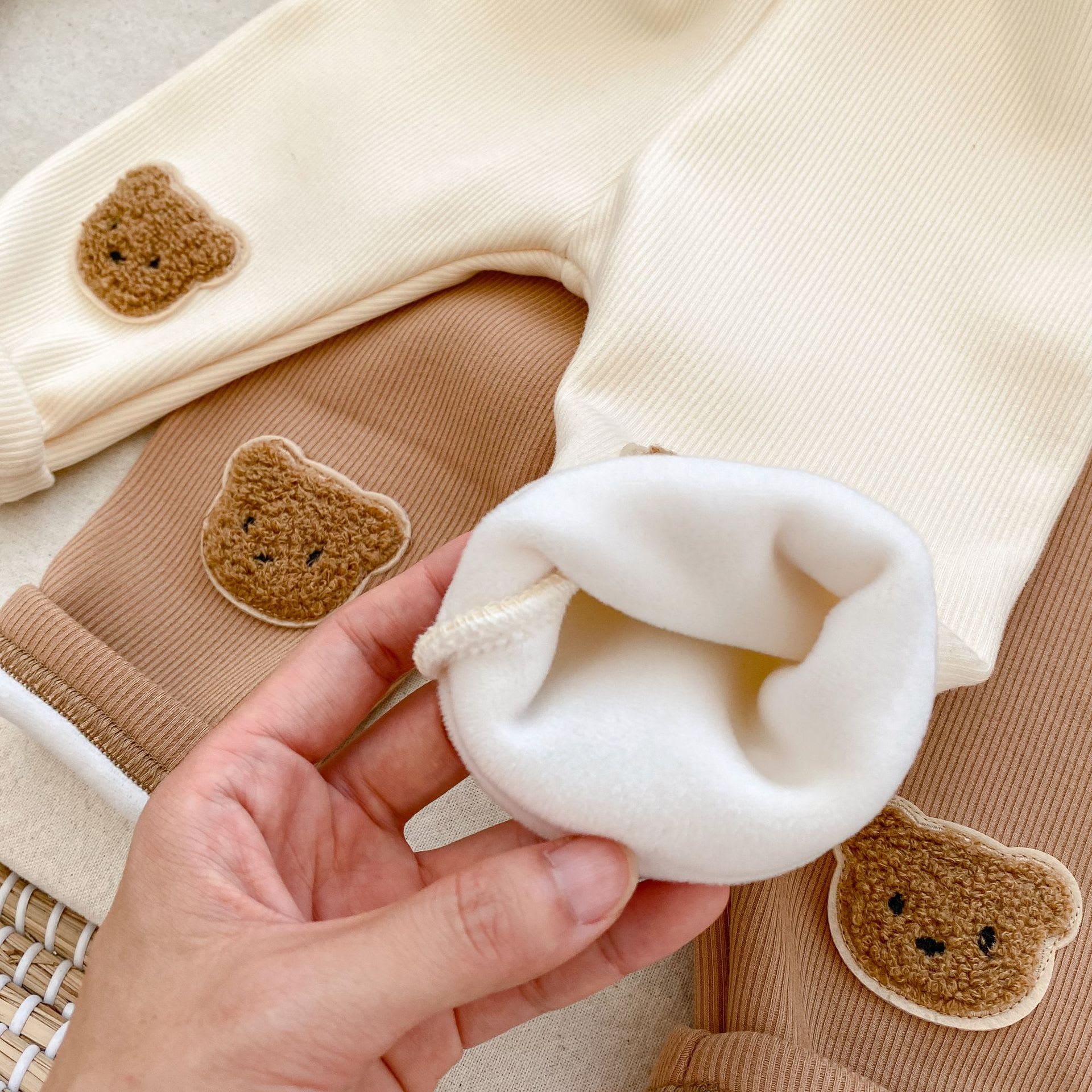 Comfortable Cute Bear Three-dimensional Embroidered Leisure Warm-keeping Pants view 6