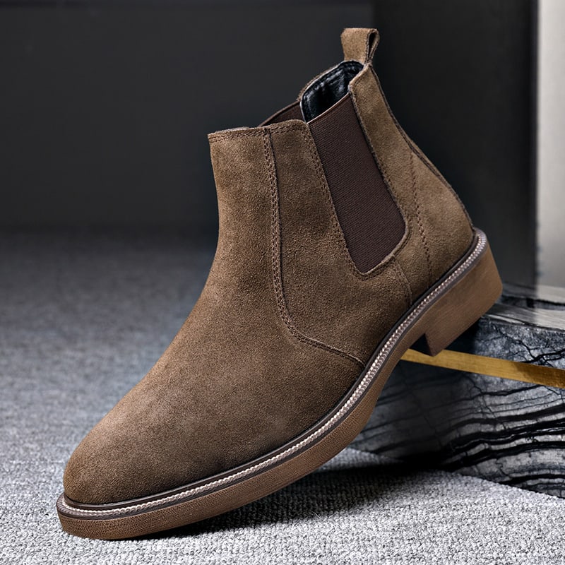 Men's Suede Leather Autumn And Winter New Fleece-lined Pointed Ankle Boots view 5
