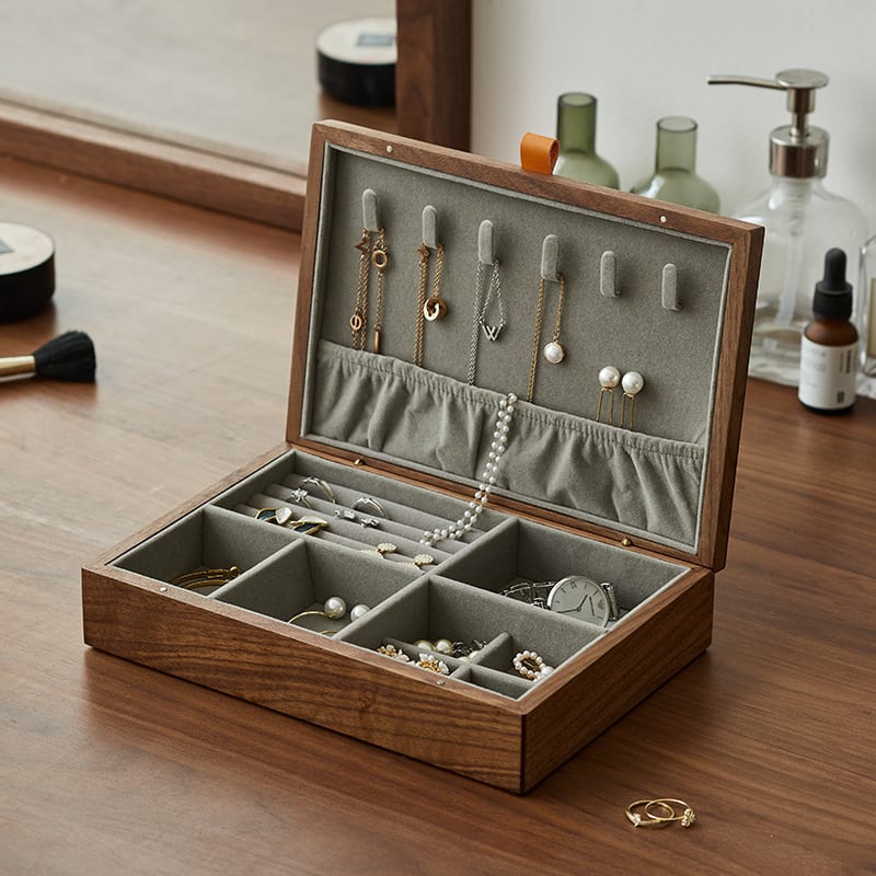 Large Capacity Household Walnut Jewelry Box view 5