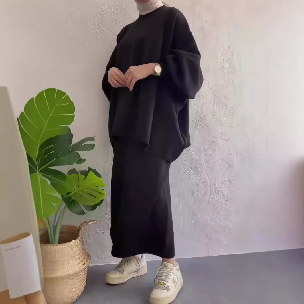 Women's Fashion Loose And Warm Knitting Suit view 2