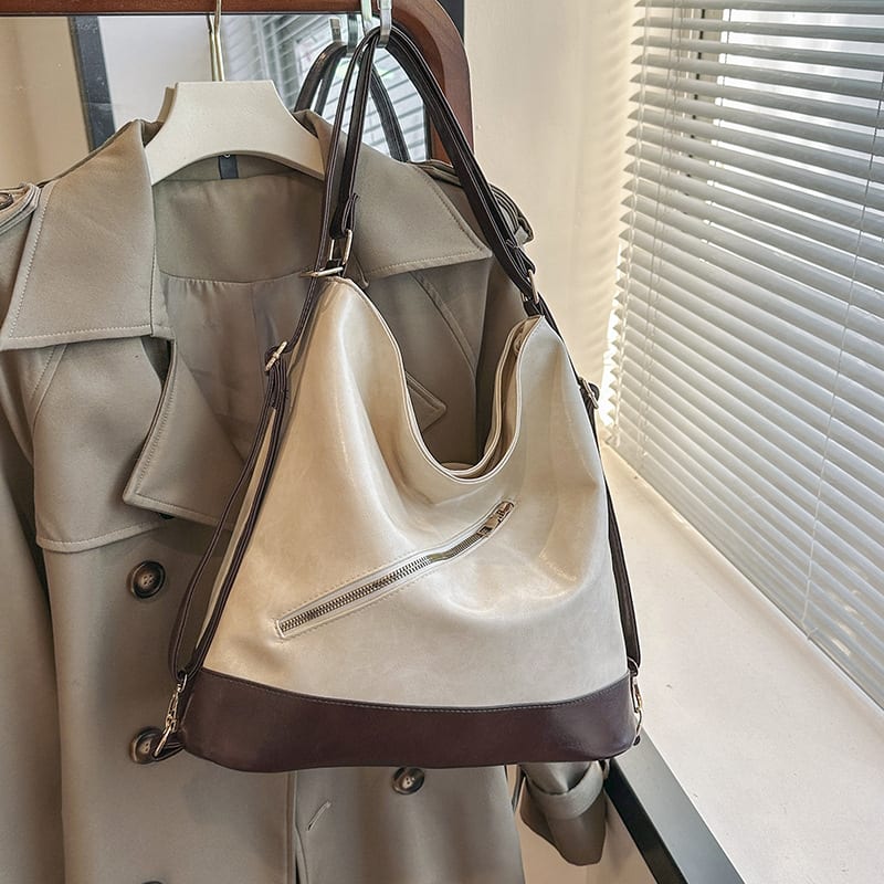 Retro Commuter Texture Large Capacity Korean Style Messenger Bag view 3