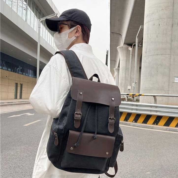 Retro Wear-resistant Large-capacity Backpack view 4