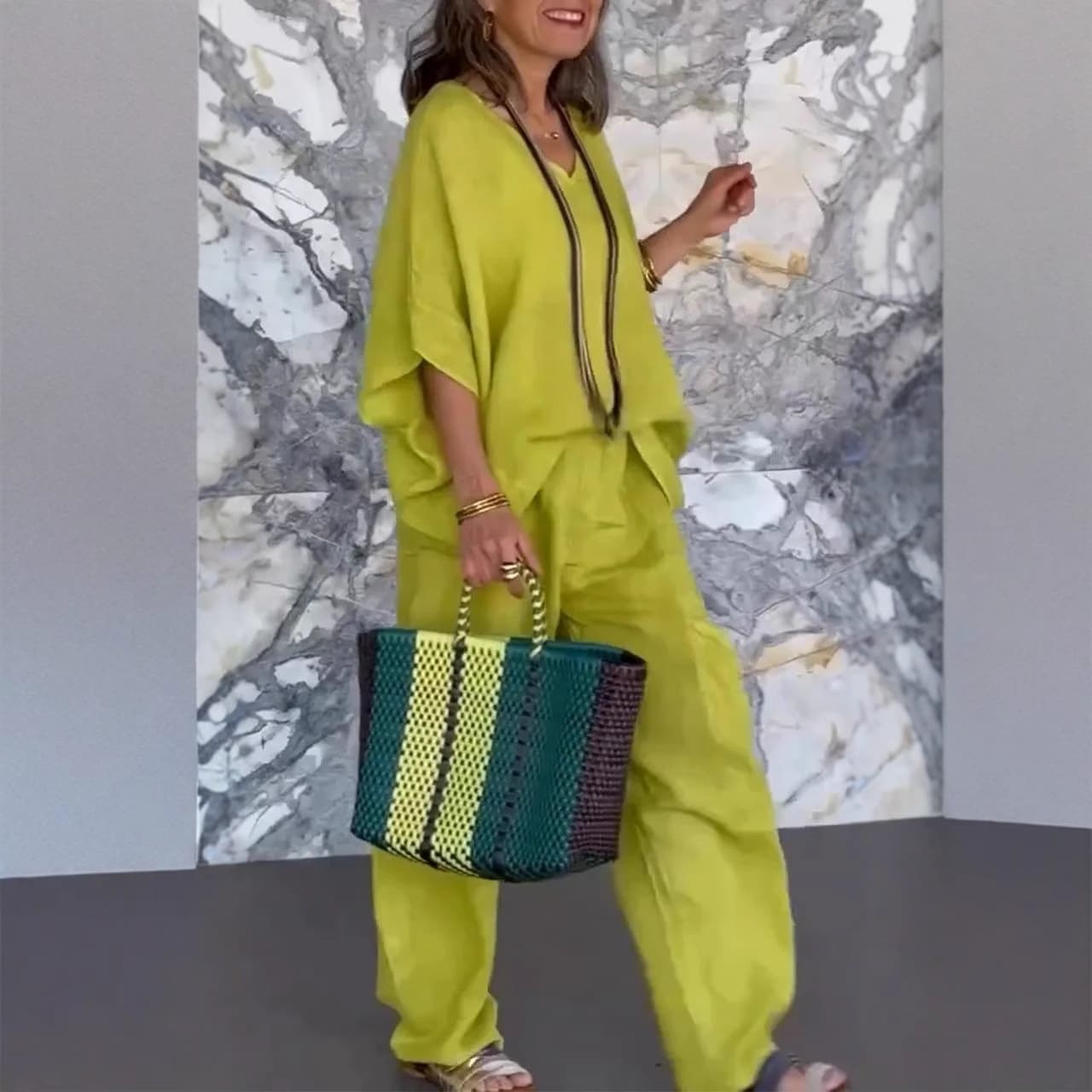 European And American Ladies Casual V-neck Loose Pockets Half Sleeve Cotton And Linen Suit view 7