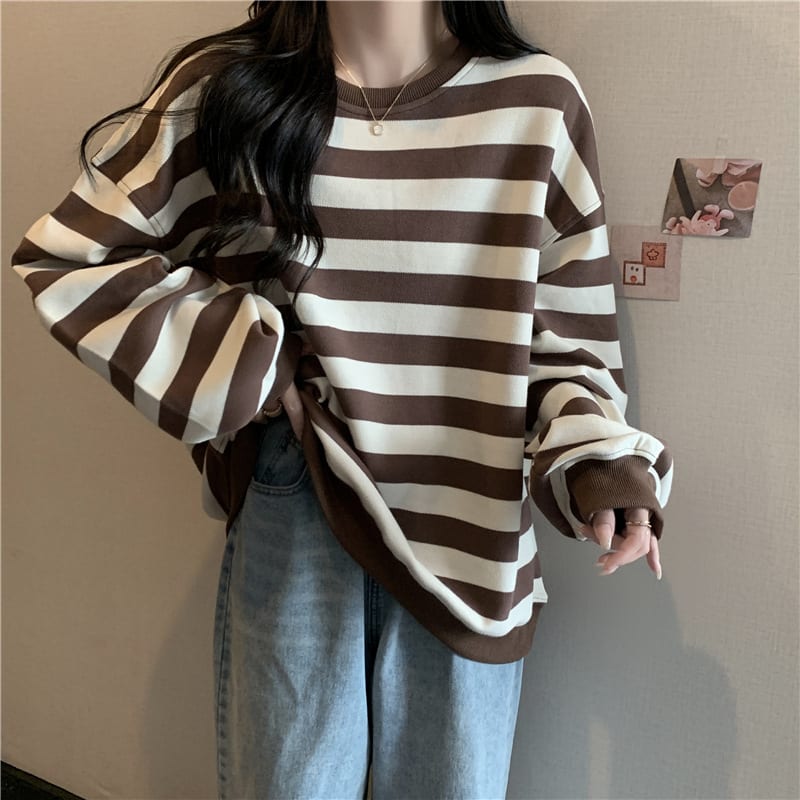 Retro Printed Crew Neck Sweatshirt Women view 14