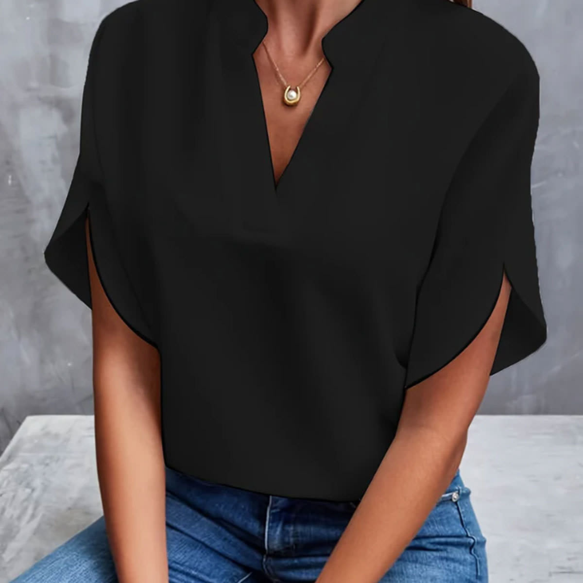Summer Short-sleeved Chiffon Shirt New V-neck Shirt Women's Casual Versatile Clothing view 3